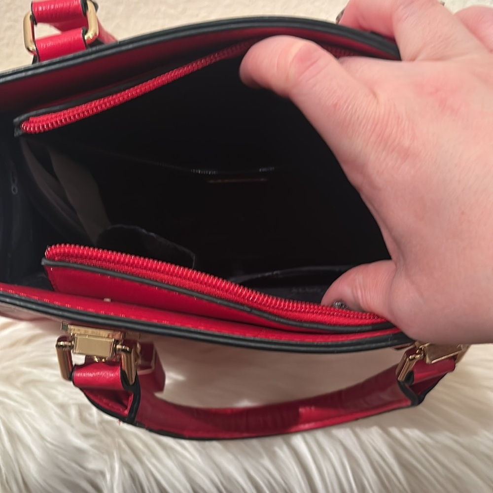 Aldo Red Handbag/Crossbody - Picture 3 of 9